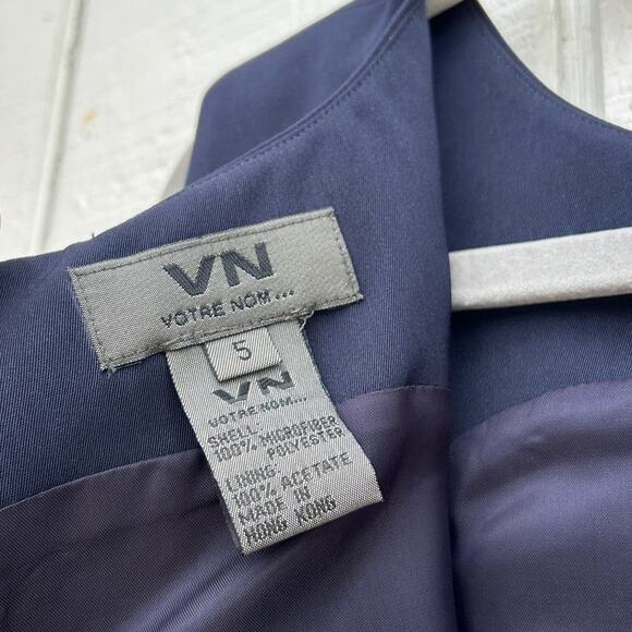 Votre Nom... Navy Blue Sheath Dress, Sleeveless, Small Side Slit, Sz 5‎ - Picture 3 of 5